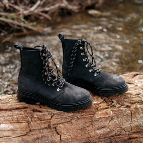 Jenni Kayne Shoes - Jenni Kayne Oiled Leather Mountain Boot in Black